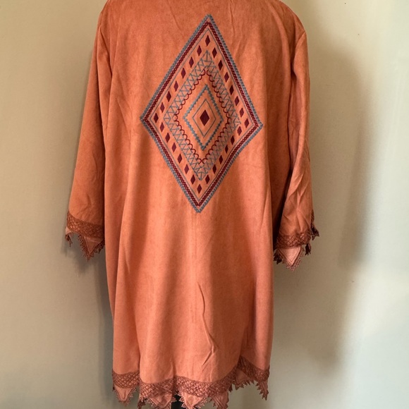 Bohemian Embroidered Kimono - Picture 1 of 6